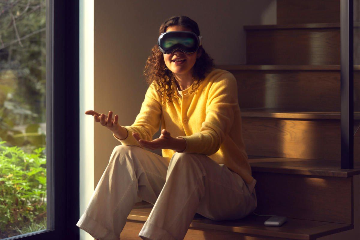 أبل قد تقوم بالاستغناء عن EyeSight وشريحة Mac من أجل نظارة Vision Pro متوسطة التكلفة