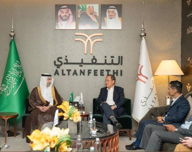 السعودية وسنغافورة تبحثان سُبل تطوير حركة التبادل التجاري