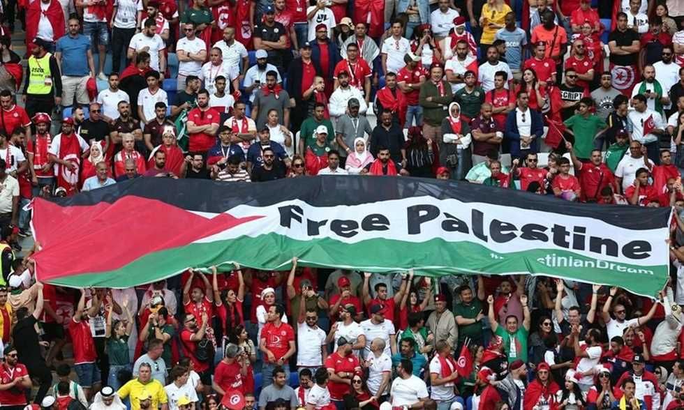 أثليتك: رابطة الدوري الإنجليزي تنصح بمنع رفع أعلام فلسطين وآسرائيل خلال المباريات