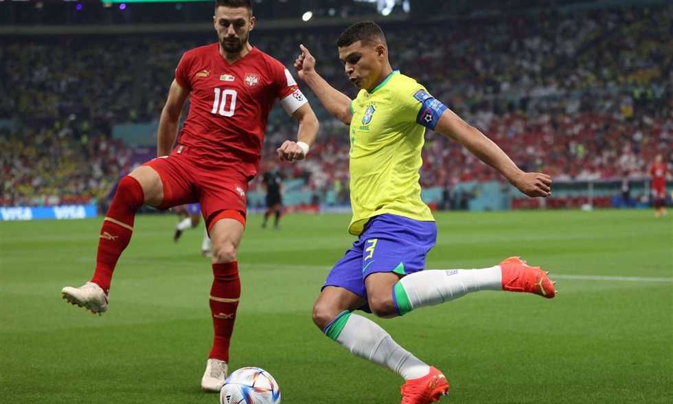 رد من تياجو سيلفا على أنباء اعتزاله اللعب الدولي مع البرازيل