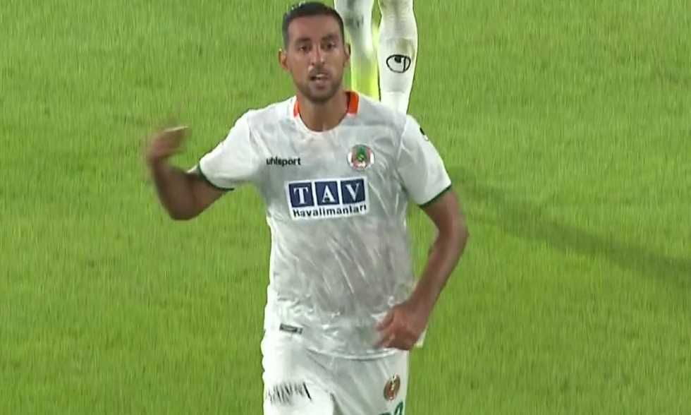 بعد عودته من الإصابة.. كوكا أساسي لأول مرة مع بينديك سبور