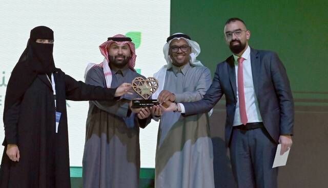 بنك التنمية الاجتماعية يحصد الجائزة الفضية لـ"أفضل تجربة رقمية للعملاء" بالمملكة