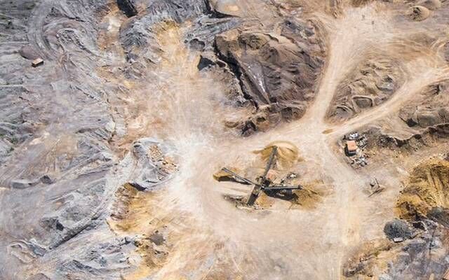 وزارة الصناعة تنفذ 713 جولة رقابية على المواقع التعدينية وتؤكد مواصلة تنفيذها