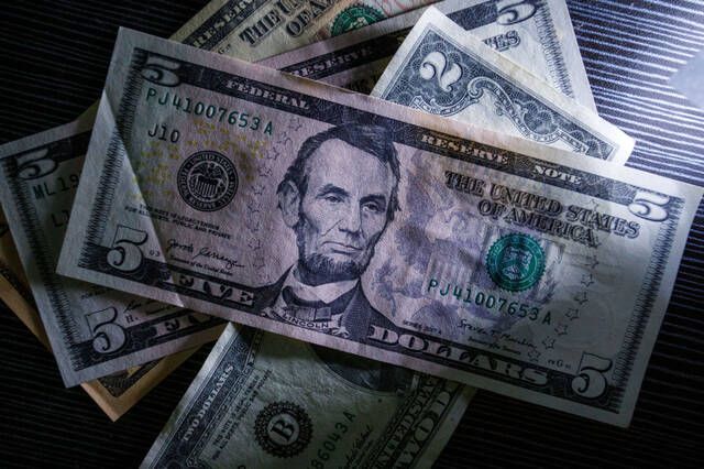تراجع السندات الأمريكية في ختام تعاملات الأربعاء