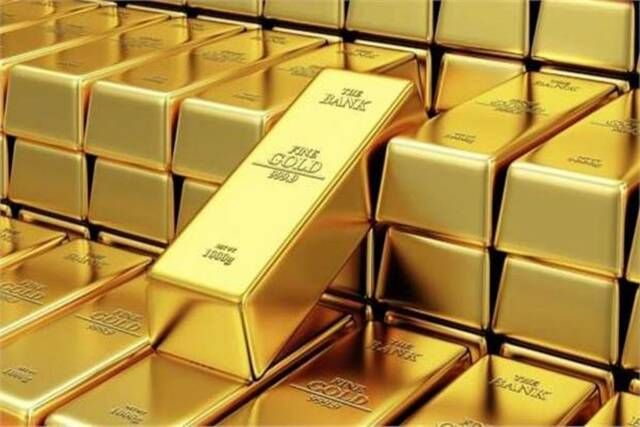 تراجع أسعار الذهب مع تحول الأنظار لمحضر اجتماع الفيدرالي