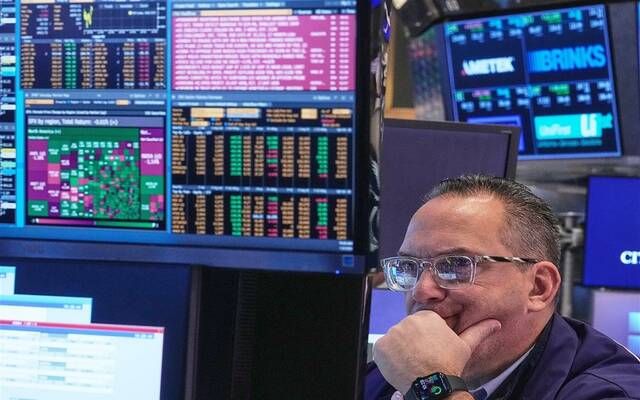 "S&P 500" يحقق مستوى قياسي في جلسة نهاية الأسبوع