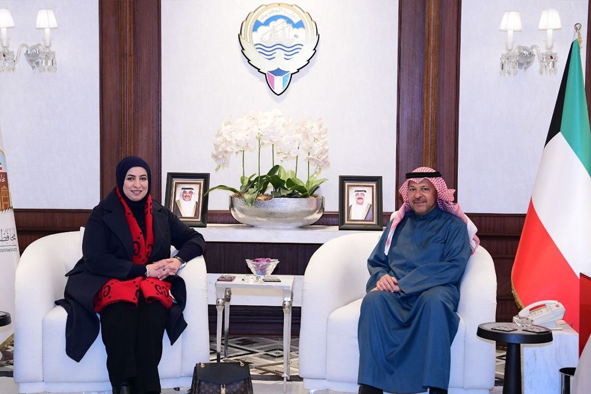 محافظ الفروانية ومديرة القوى العاملة يبحثان مشكلة سكن العزاب والعمالة السائبة