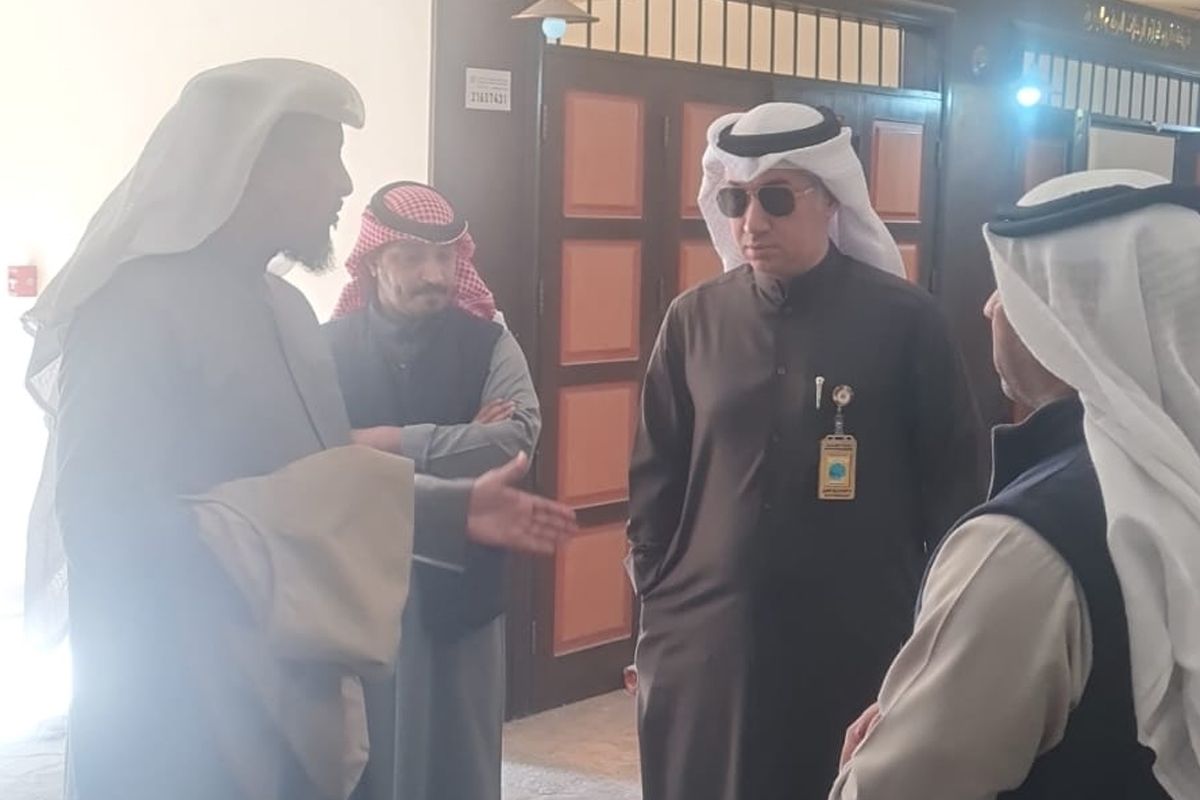 «البلدية» تخلي «سوق إنجاز» بالكامل