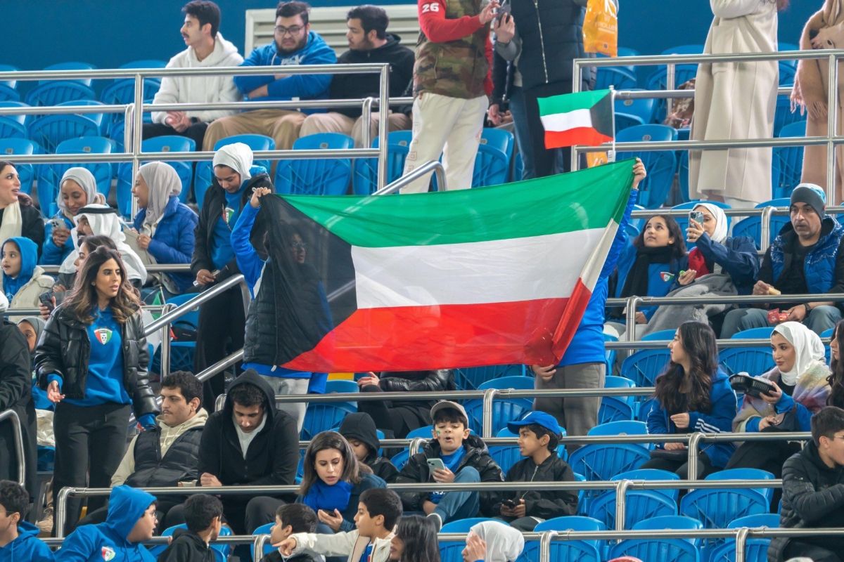 الأزرق يشارك في دورة «ودية دولية» مارس المقبل