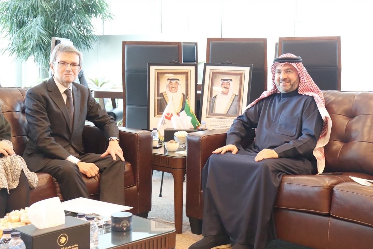 رئيس «الطيران المدني» يبحث مع سفيرَي إسبانيا والسويد سبل التعاون