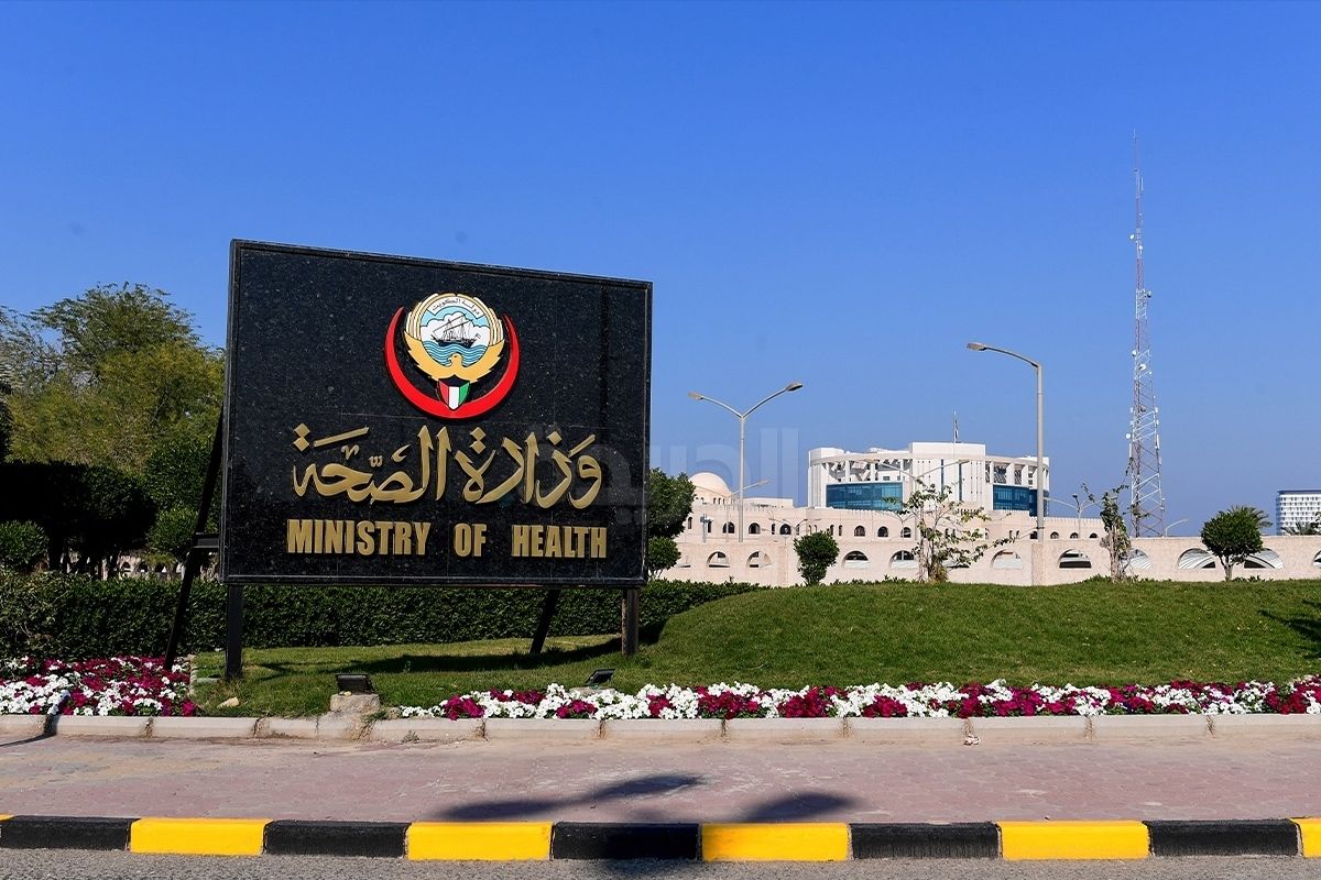 الوزير العوضي يفتتح مركز غرب عبدالله المبارك الصحي: مستشفى مصغر ونموذجي