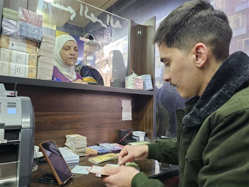 مسؤول مصرفي وخبير يشخصان مشكلات ومعوقات استبدال العملة