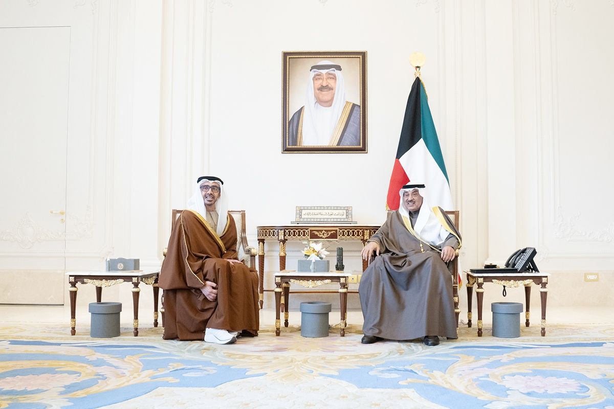 ولي العهد يستقبل نائب رئيس الوزراء وزير الخارجية الإماراتي