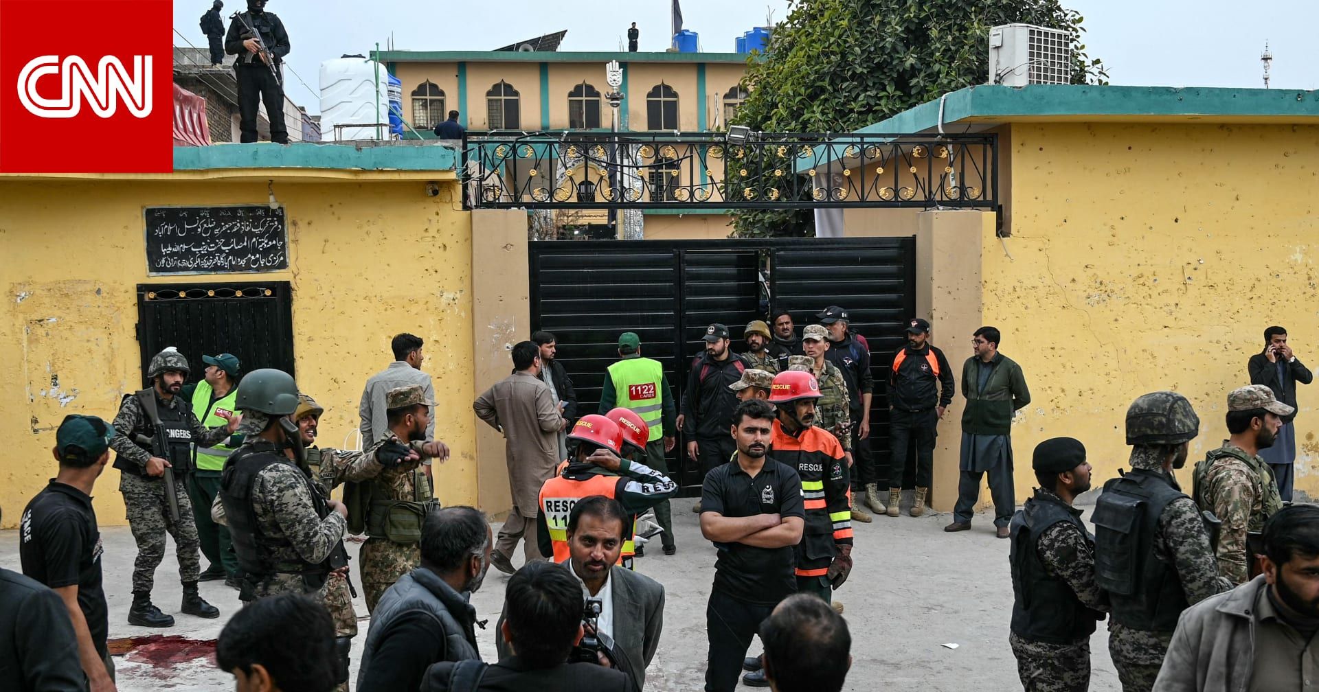 عشرات القتلى بانفجار بمسجد شيعي في باكستان.. والشرطة لـCNN: هذا ما تشير إليه التحقيقات