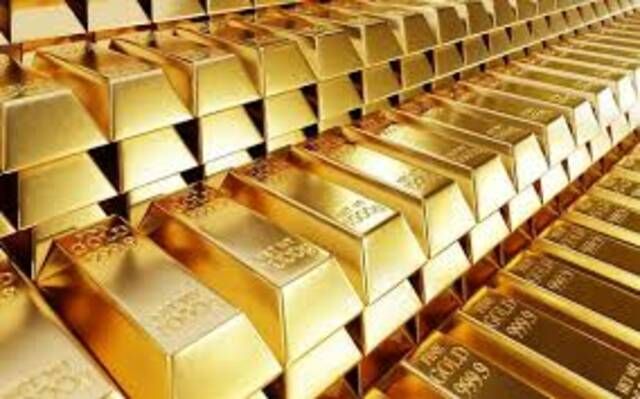 الذهب يتراجع 1% مع ترقب مفاوضات الهدنة