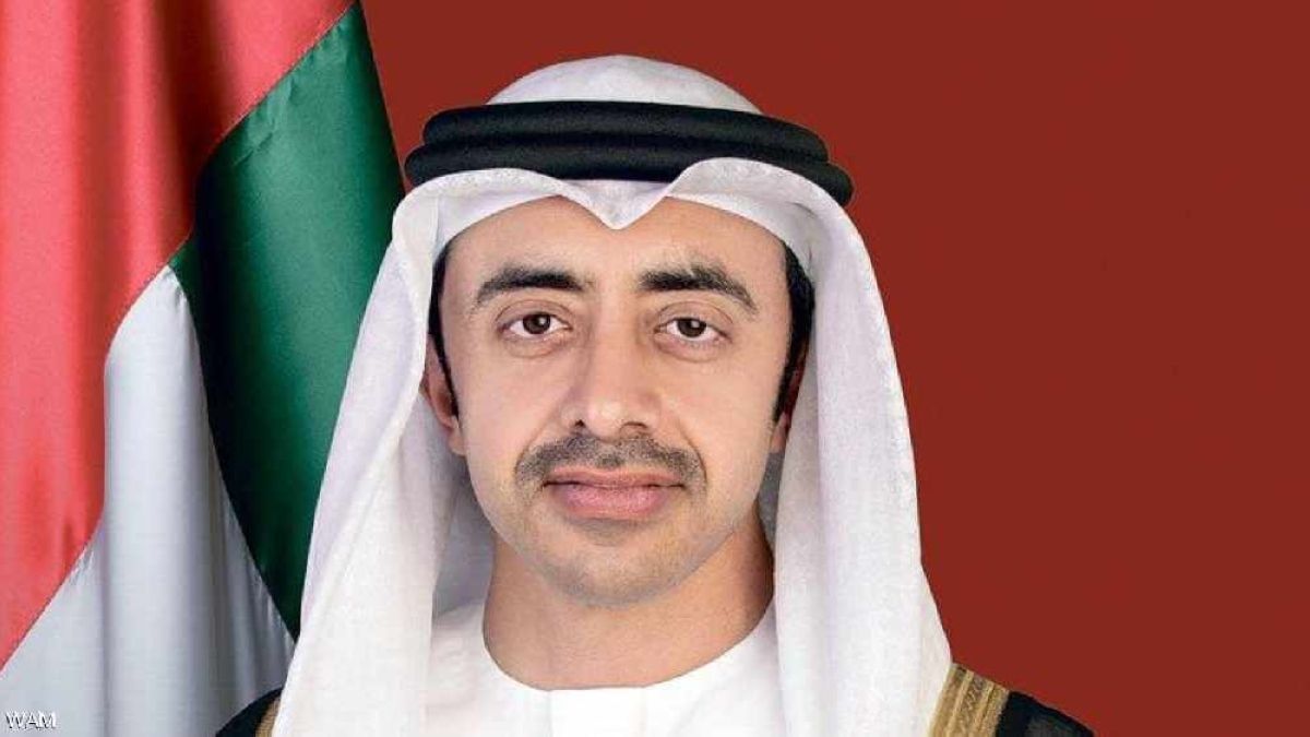 عبدالله بن زايد يدين المخطط الإرهابي في الكويت ويؤكد تضامن الإمارات الكامل معها