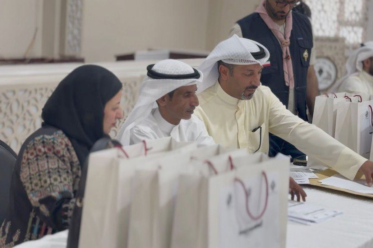 بدء توزيع الكتب لطلبة مدارس «تعليمية الفروانية»