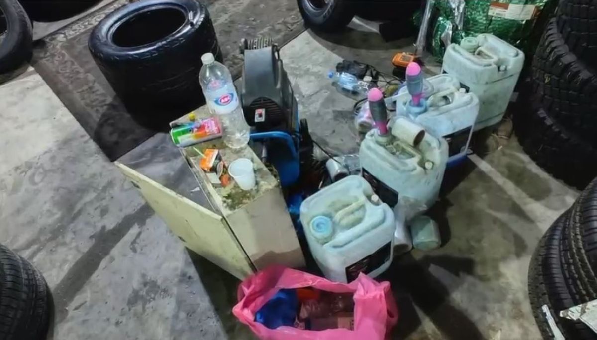 ضبط شخصين يبيعان إطارات مستعملة بالشويخ على أنها جديدة