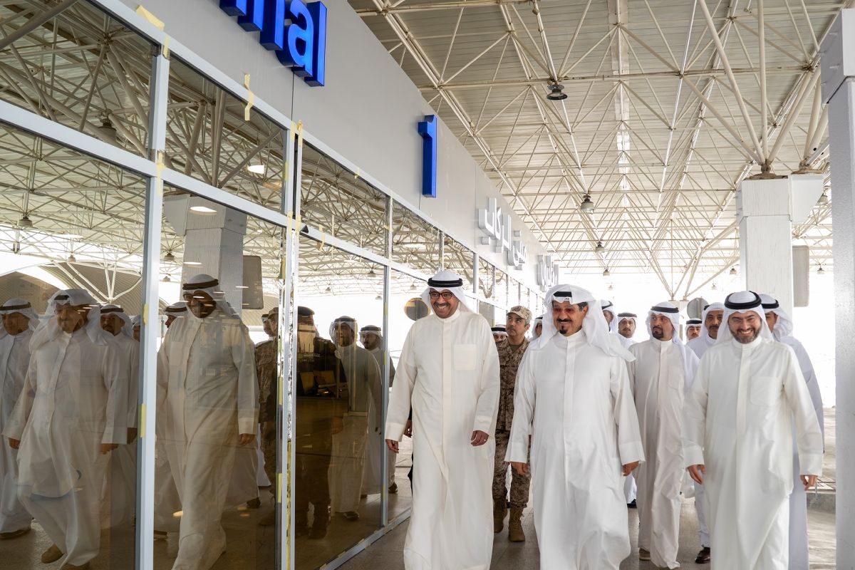 العبدالله يتفقد مبنى الركاب تي 1 في مطار الكويت الدولي