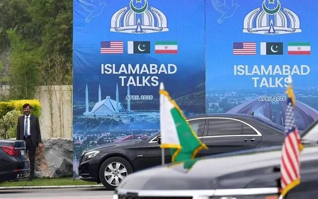 CNN: واشنطن وطهران تواصلان محادثات السلام رغم تبادل الضربات