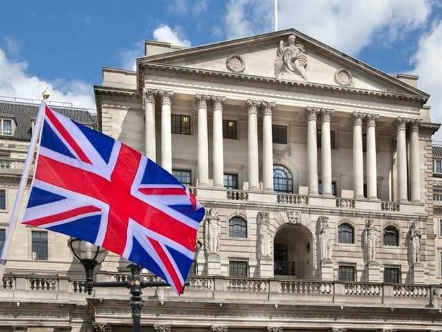 بنك إنجلترا يعتزم تثبيت الفائدة مع استقرار التضخم واتفاق السلام