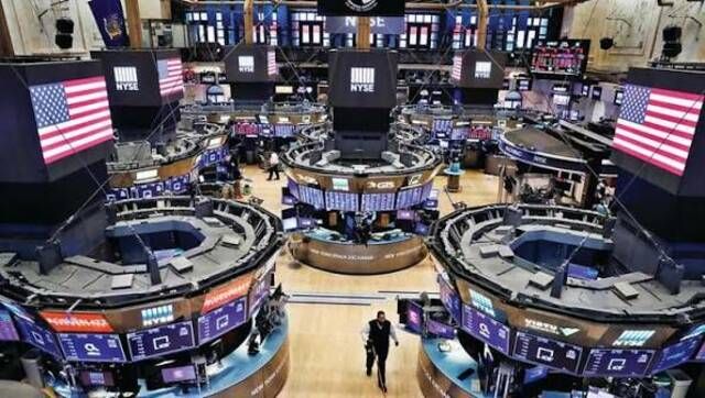 تراجع الأسهم الأمريكية و"داو" يهبط 600 نقطة مع تجدد التوترات
