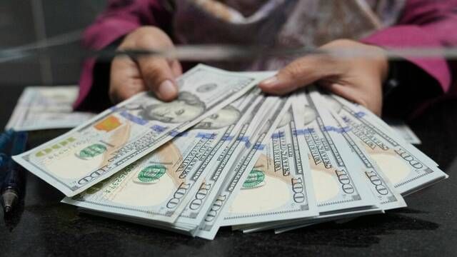 تداول اليوم .. الدولار الأمريكي يستقر قرب أدنى مستوياته في ثلاثة أشهر - بوابة مصر الجديدة