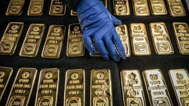 تداول اليوم .. تراجع أسعار الذهب مع عمليات جني الأرباح وارتفاع الدولار - بوابة مصر الجديدة