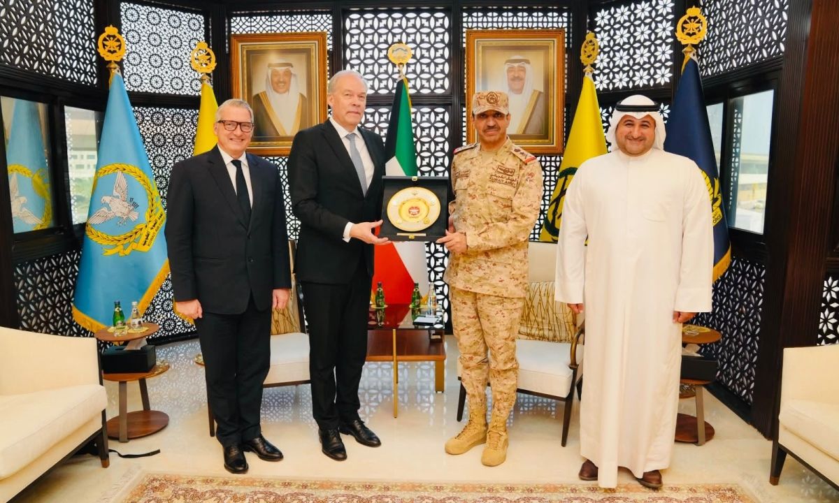 نبأ هام .. رئيس الأركان يناقش مع وفد فنلندي أوجه التعاون العسكري - بوابة مصر الجديدة