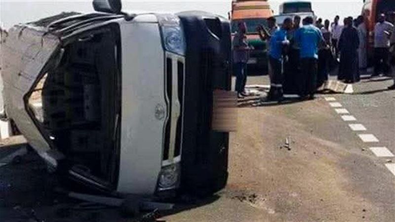 إصابة 6 أشخاص في انقلاب سيارة على طريق الإسكندرية الصحراوي