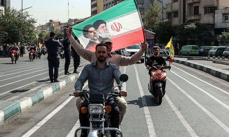 إيران تلوّح برد أوسع على أي هجوم أمريكي