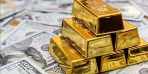 الذهب يواصل الصعود مع تصاعد التوترات التجارية.. والدولار يُحد من المكاسب