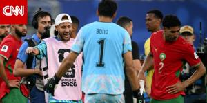 هذا ما فعله نيمار مع ياسين بونو بعد مباراة البرازيل والمغرب