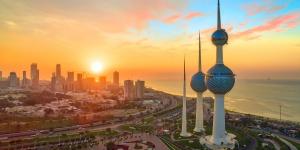 الكويت تدين استمرار العدوان الإيراني واستهدافه منشآت حيوية ومدنية