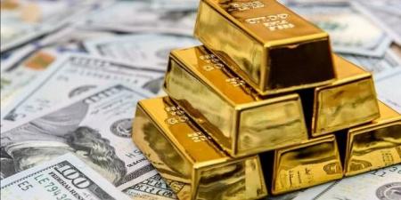 الذهب يواصل الصعود مع تصاعد التوترات التجارية.. والدولار يُحد من المكاسب