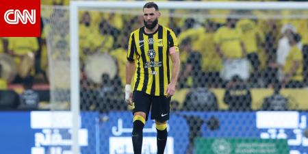 هذا ما طلبه بنزيما من زملائه بعد خسارة الاتحاد أمام الهلال