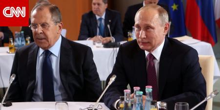 تقارير عن خلاف بين بوتين ووزير خارجيته لافروف بعد الغاء القمة مع ترامب والكرملين يعلق