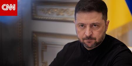 زيلينسكي يزور منطقة تُحرز فيها روسيا تقدما ويتحدث عن "تحدٍ كبير"