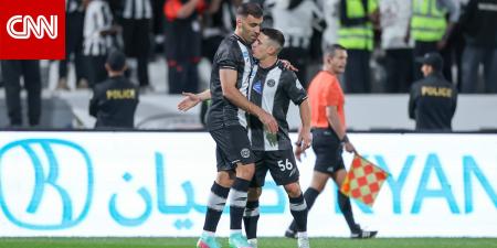 السعودية.. تصرف لافت من حمد الله بعد هدفه أمام الاتحاد