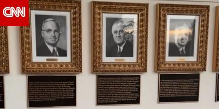 بعضها يتضمن إهانات.. ترامب يعرض لوحات جديدة على "ممشى المشاهير الرئاسي"