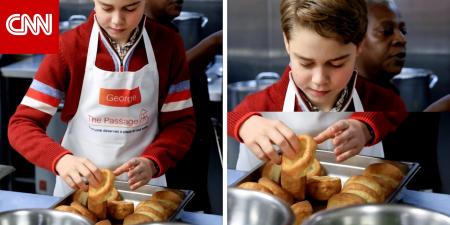 أعادا الأميرة ديانا إلى الأذهان.. الأمير وليام وابنه جورج بمطبخ جمعية خيرية استعدادًا لغداء عيد الميلاد