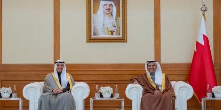 المطيري ونظيره البحريني يبحثان تعزيز التعاون بين البلدين