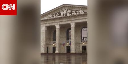 روسيا تُقيم حفل إعادة افتتاح باهر في موقع جريمة بشعة بدونيتسك