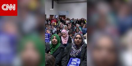 مسؤولون ورجال دين يطالبون بالإفراج عن رئيس مسجد اعتُقل بتهم "أمنية" غير مفصلة بأمريكا