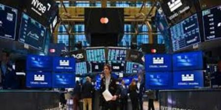 ارتفاع طفيف لعقود الأسهم الأمريكية مع ترقب تطورات الحرب
