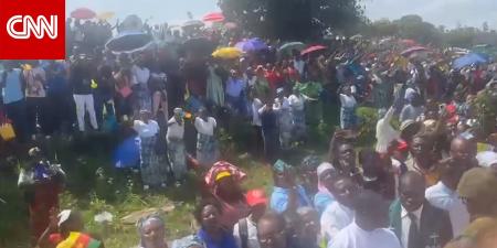 فيديو يظهر حشودًا غفيرة تستقبل بابا الفاتيكان في الكاميرون