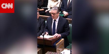 شاهد.. اعتذار رسمي من رئيس وزراء بريطانيا لضحايا إبستين بعد جدل تعيين سفير سابق لدى أمريكا