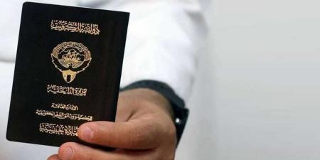قراران بفقدان الجنسية الكويتية من 172 شخصاً