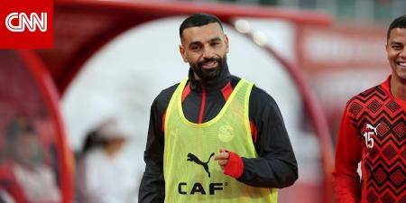 هذا ما فعله مشجعون لحظة رؤية محمد صلاح وهو يتجول في شوارع أمريكا