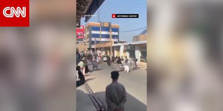 سماع دويّ إطلاق نار خلال احتجاج نادر للمحجبات في أفغانستان